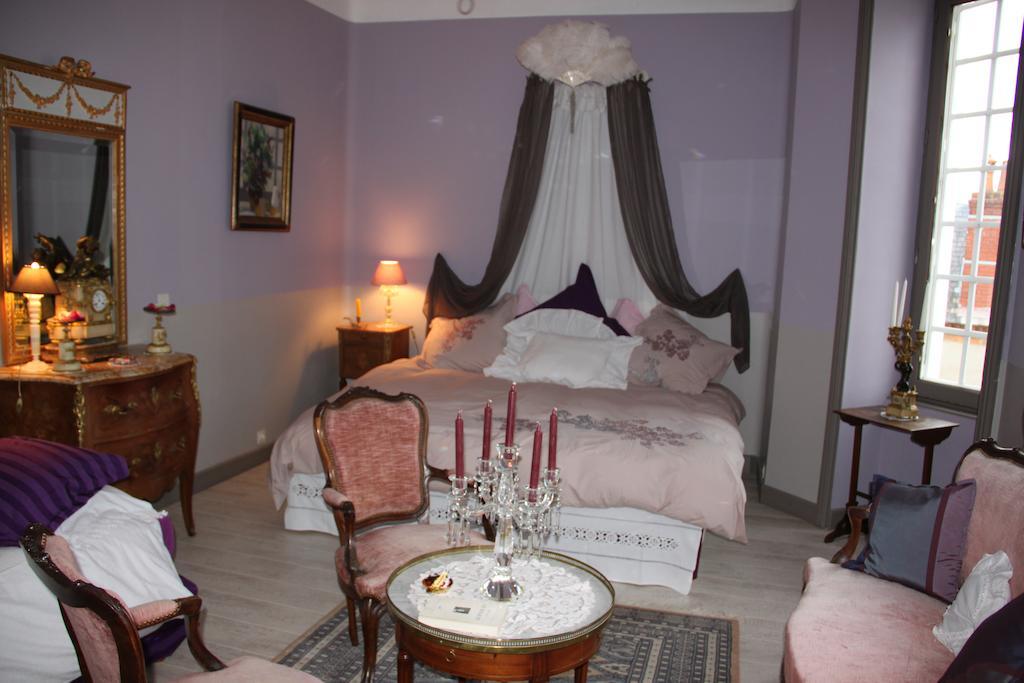 Le Petit Chateau - Tiffauges Proche Puy Dufou Pokój zdjęcie